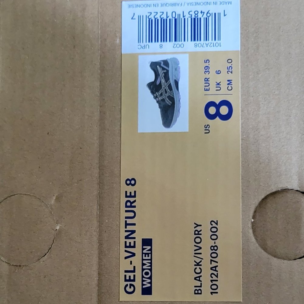 NEW IN BOX ASICS Womens Gel Venture 8 running shoes